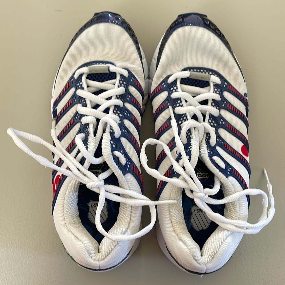 Women’s Size 6.5 KSwiss Ironman Sneakers.